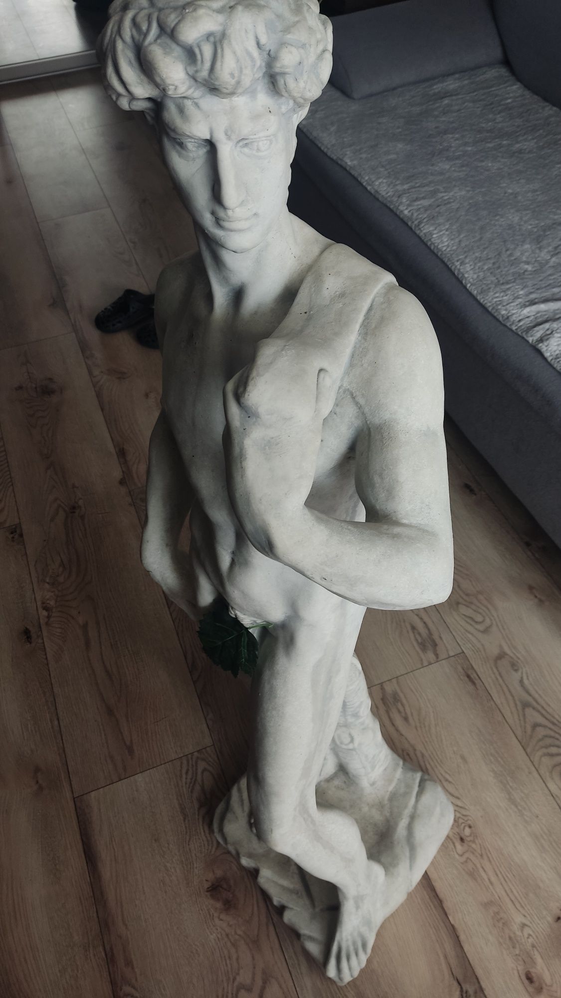 Cementowa figura Adama