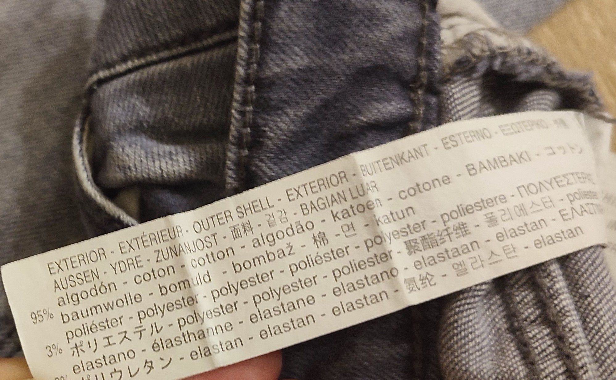 Spodnie jeansowe przetarcia Zara rozmiar 110