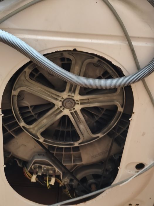 Пральна машинка занусі б/в робоча -1000гр.