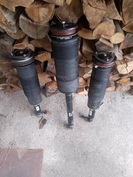 Пневмопідвіска мерседес w221 Амортизатори Стойки