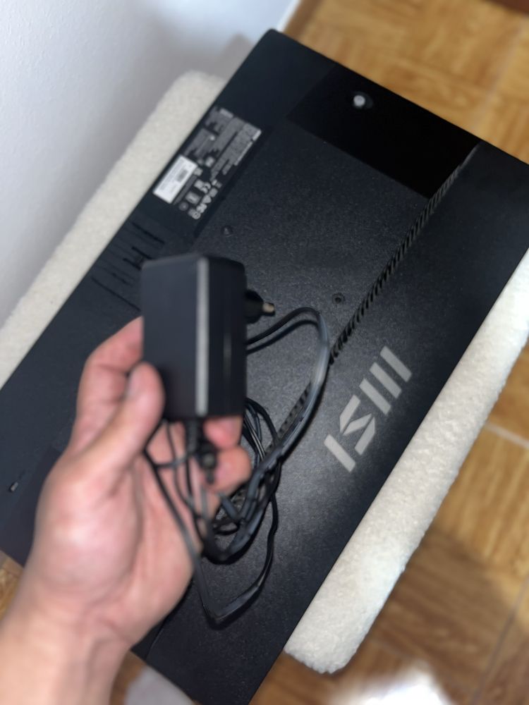 Monitor MSI Pro 100hz