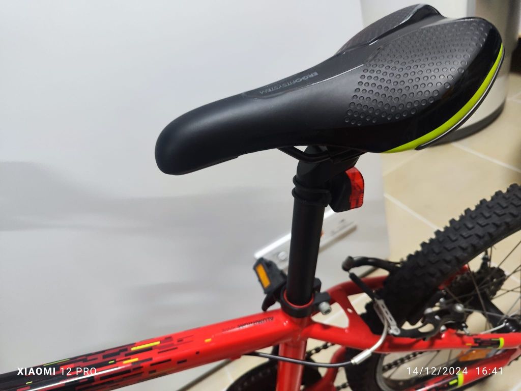 Bicicleta ROCKRIDER ST 900