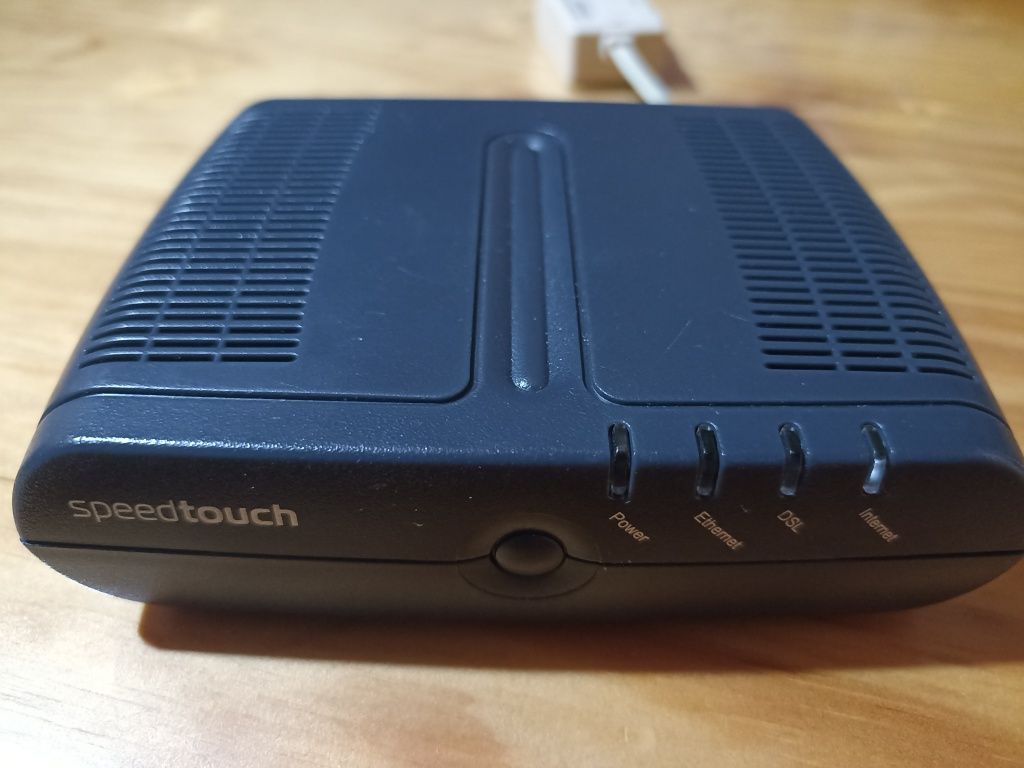 Modem / Router Thomson Speed Touch 516 v6