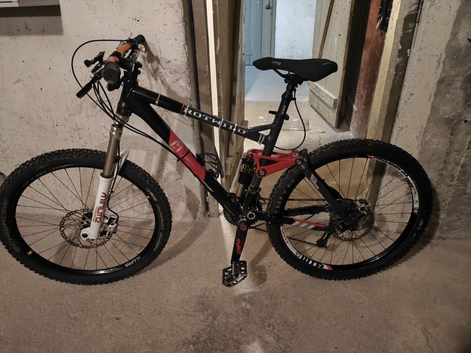 Rower Rotwild C1 full enduro Sram Manitou