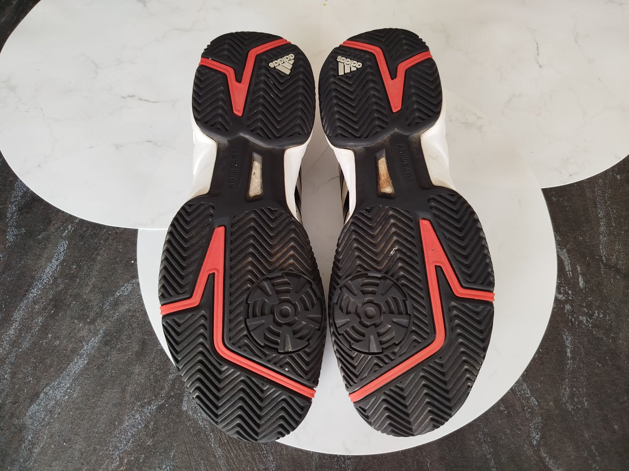 44⅔EUR 28,5cm 10½US Adidas кросівки