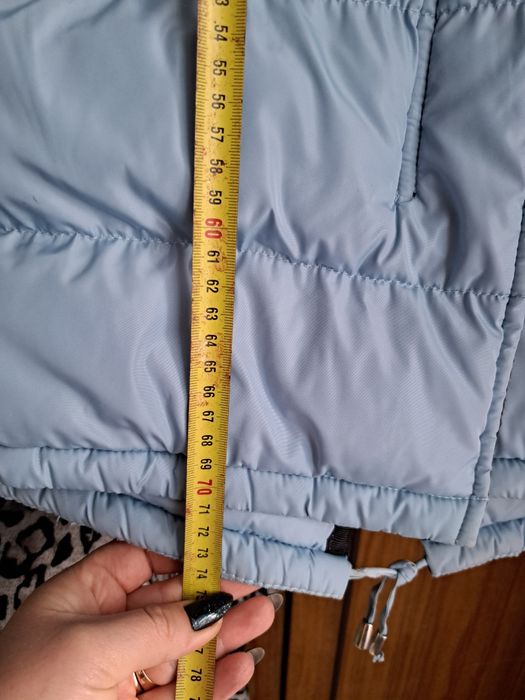 Зимова куртка для дівчинки 134