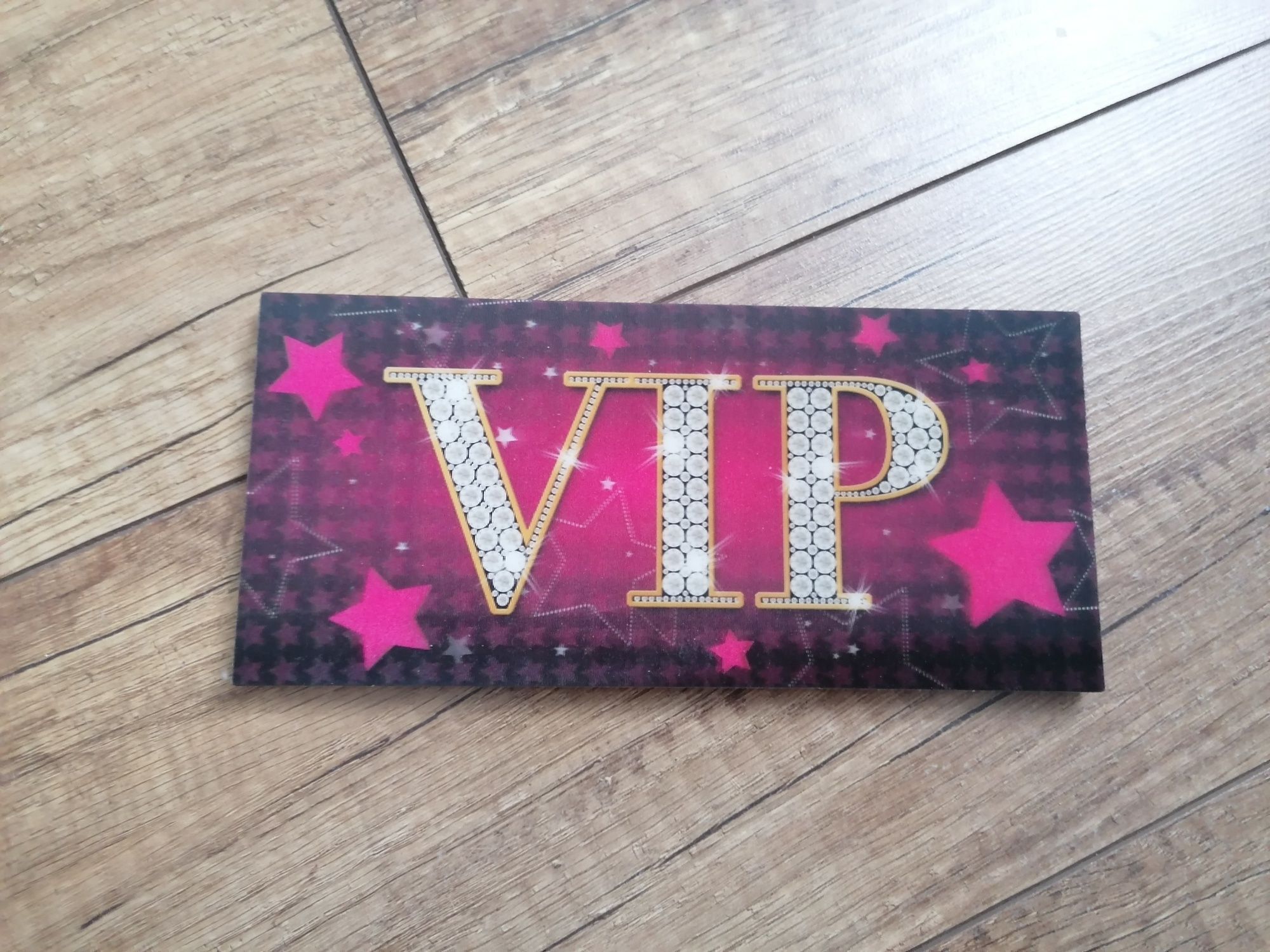 Naklejka na drzwi VIP