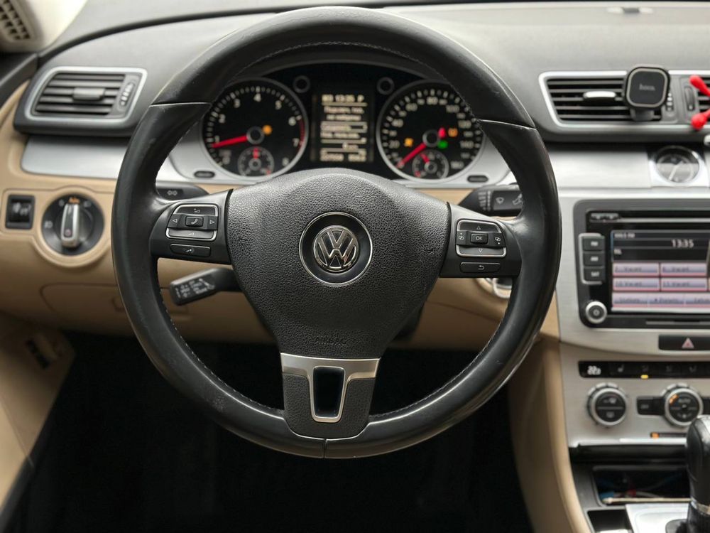 Volkswagen Passat CC 2013