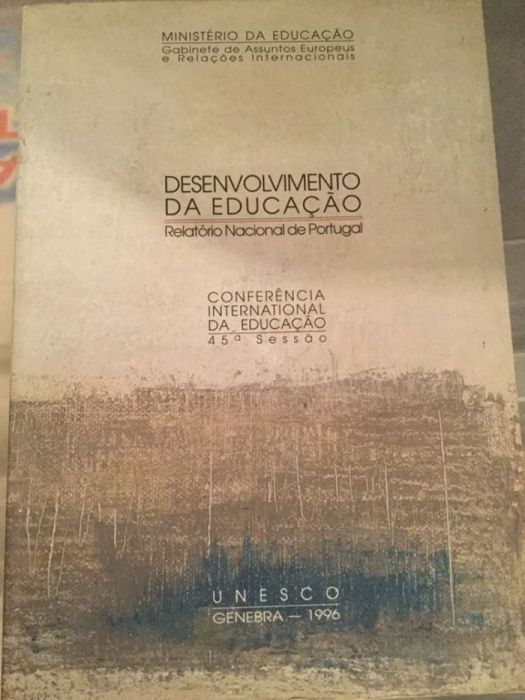 Livro desenvolvimento da educação-relatório nacional de Portugal 1996