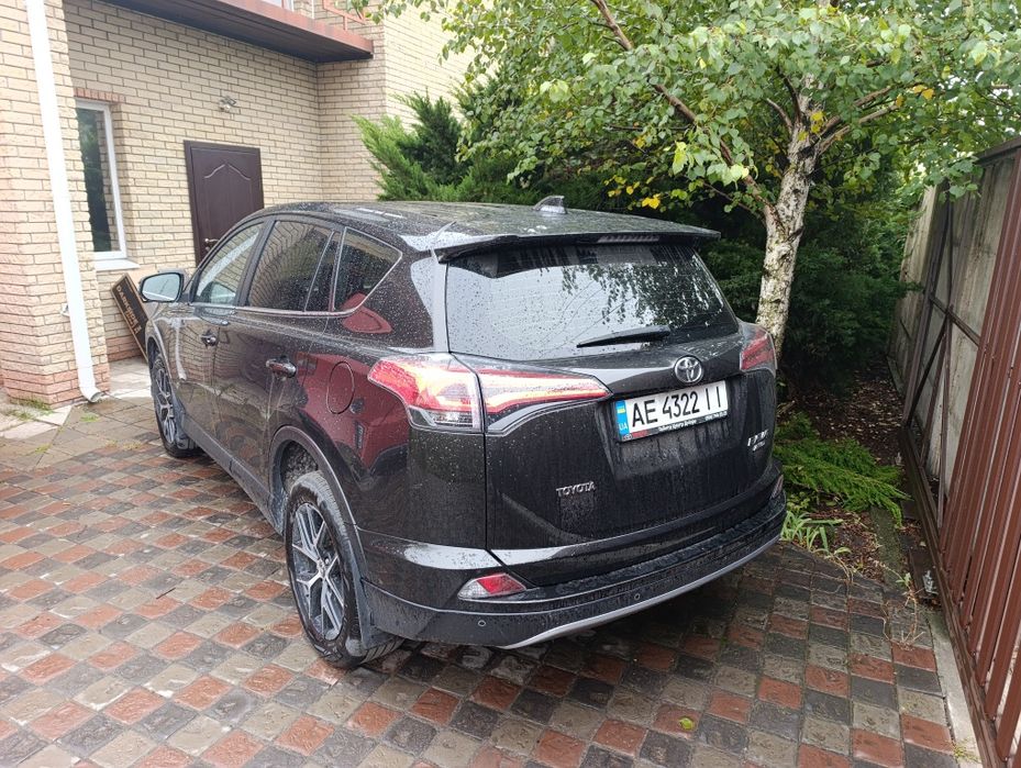 Продам Toyota rav4