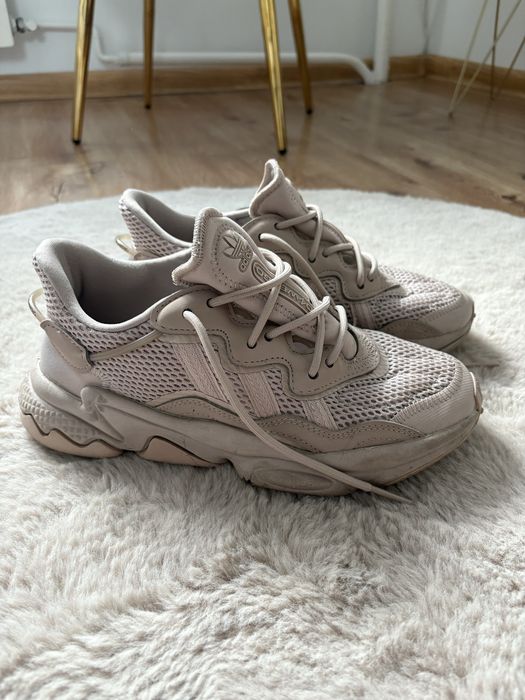 Buty adidas bezowe