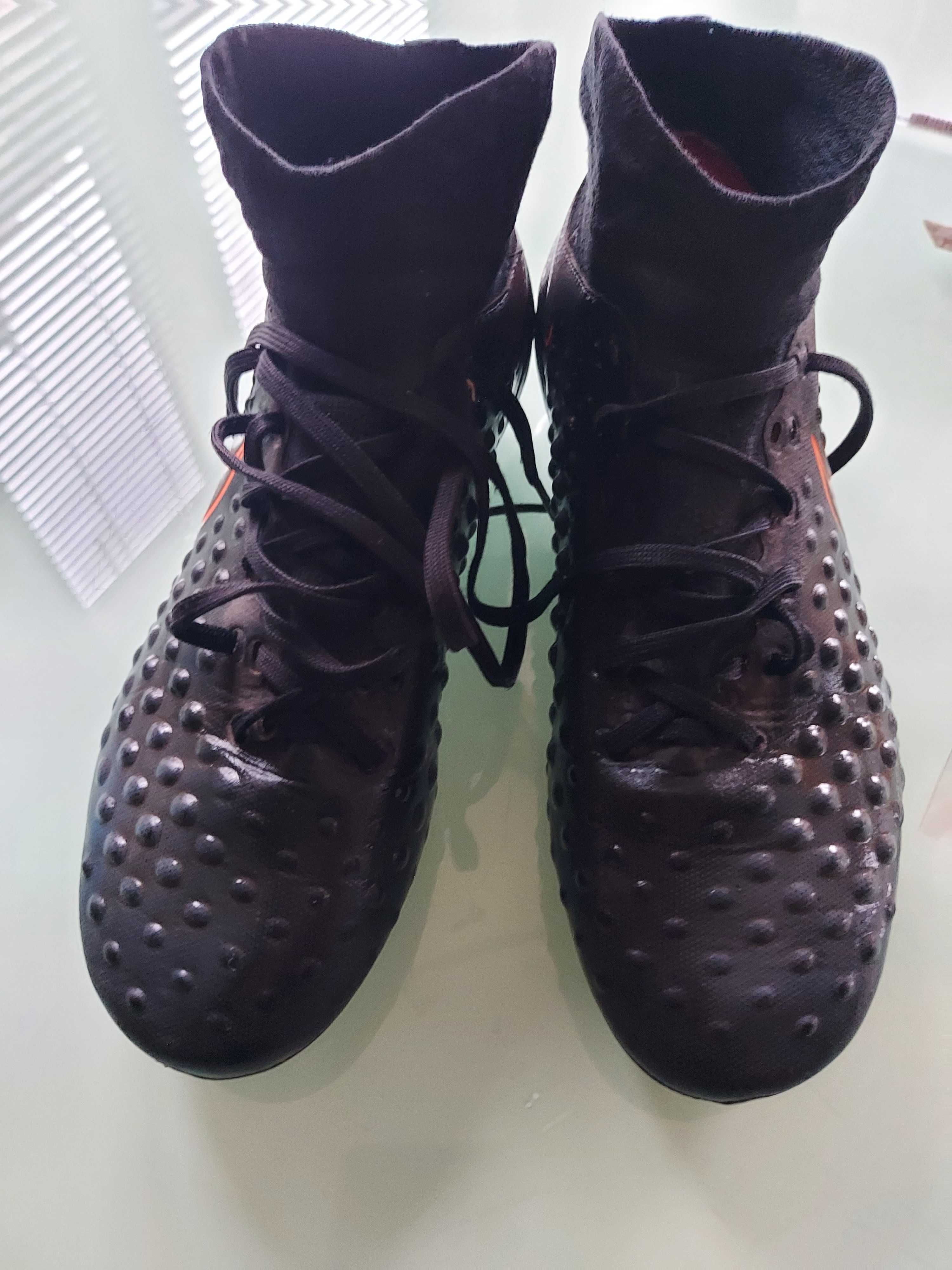 Model~1200 zł Buty korki lanki 37,5 23,5 Nike JR MAGISTA OBRA II FG