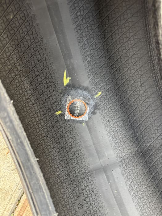 Шини   Зимові KUMHO 235/60 R18