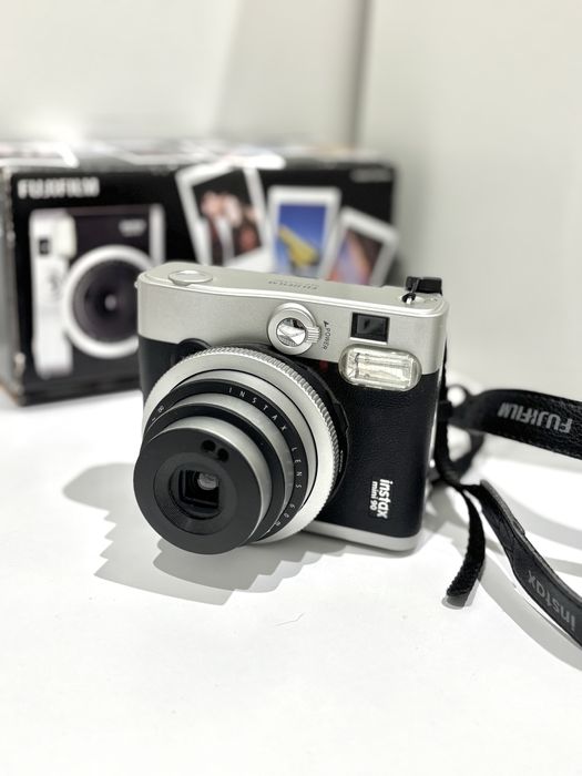 Aparat natychmiastowy FujiFilm Instax Mini 90 Neo Classic retro vintag
