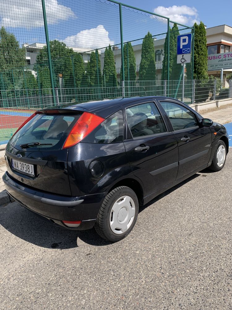 Ford focus 1.6 2004 r klima sprawna maly przebieg