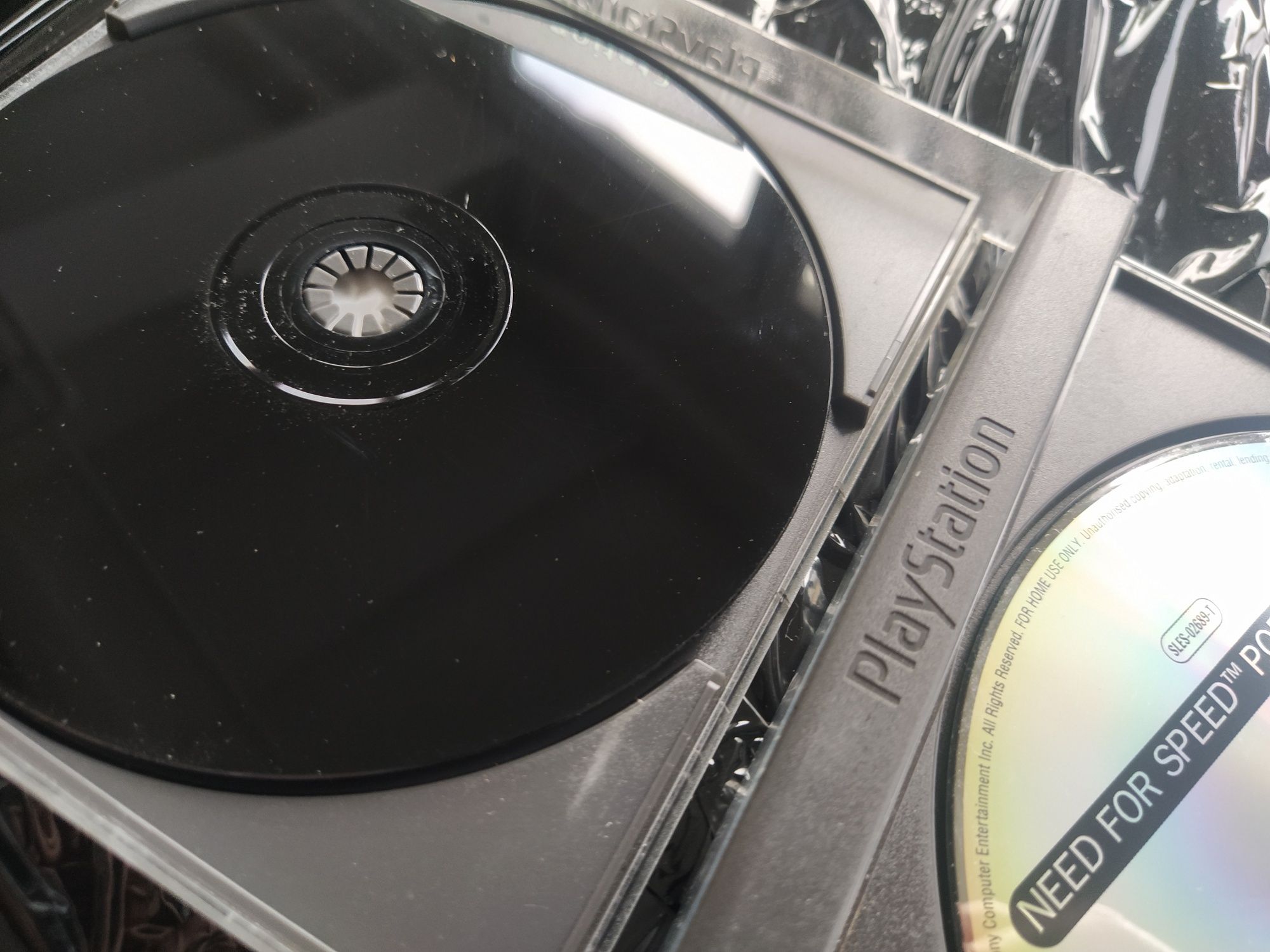 Ps1 psx one PlayStation Need for Speed Porsche 2000 / Moto Racer 2