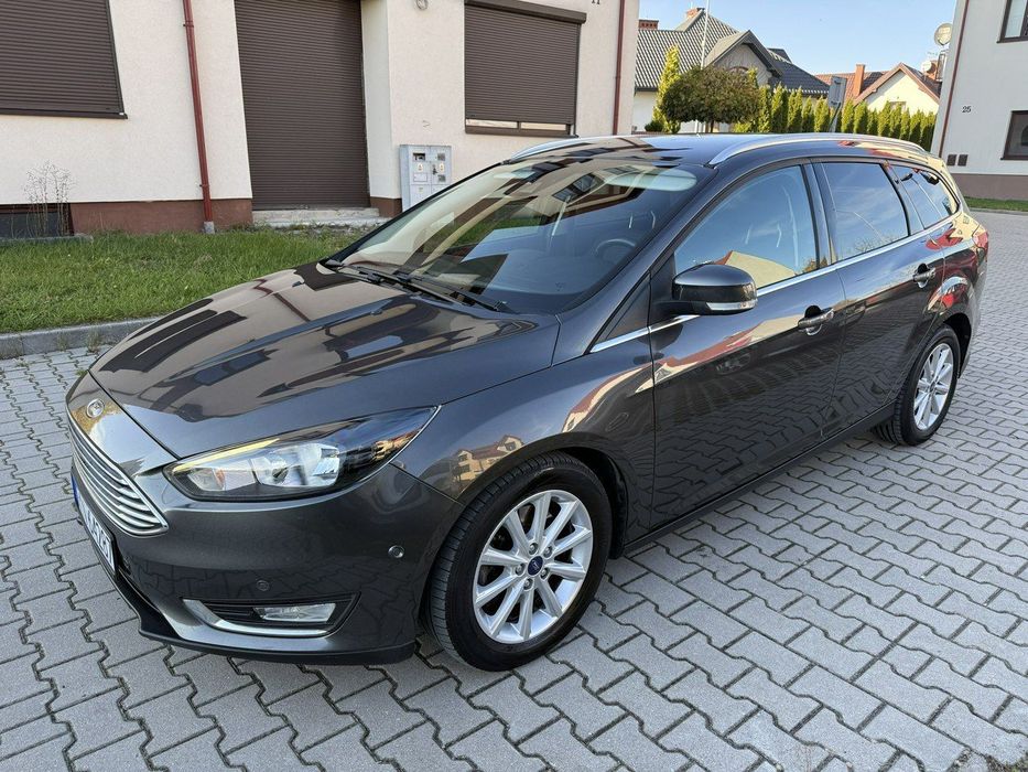 Ford Focus 2.0TDCI 150KM Titanium Keyless Navi Sony Czujniki Grzana Kierownica