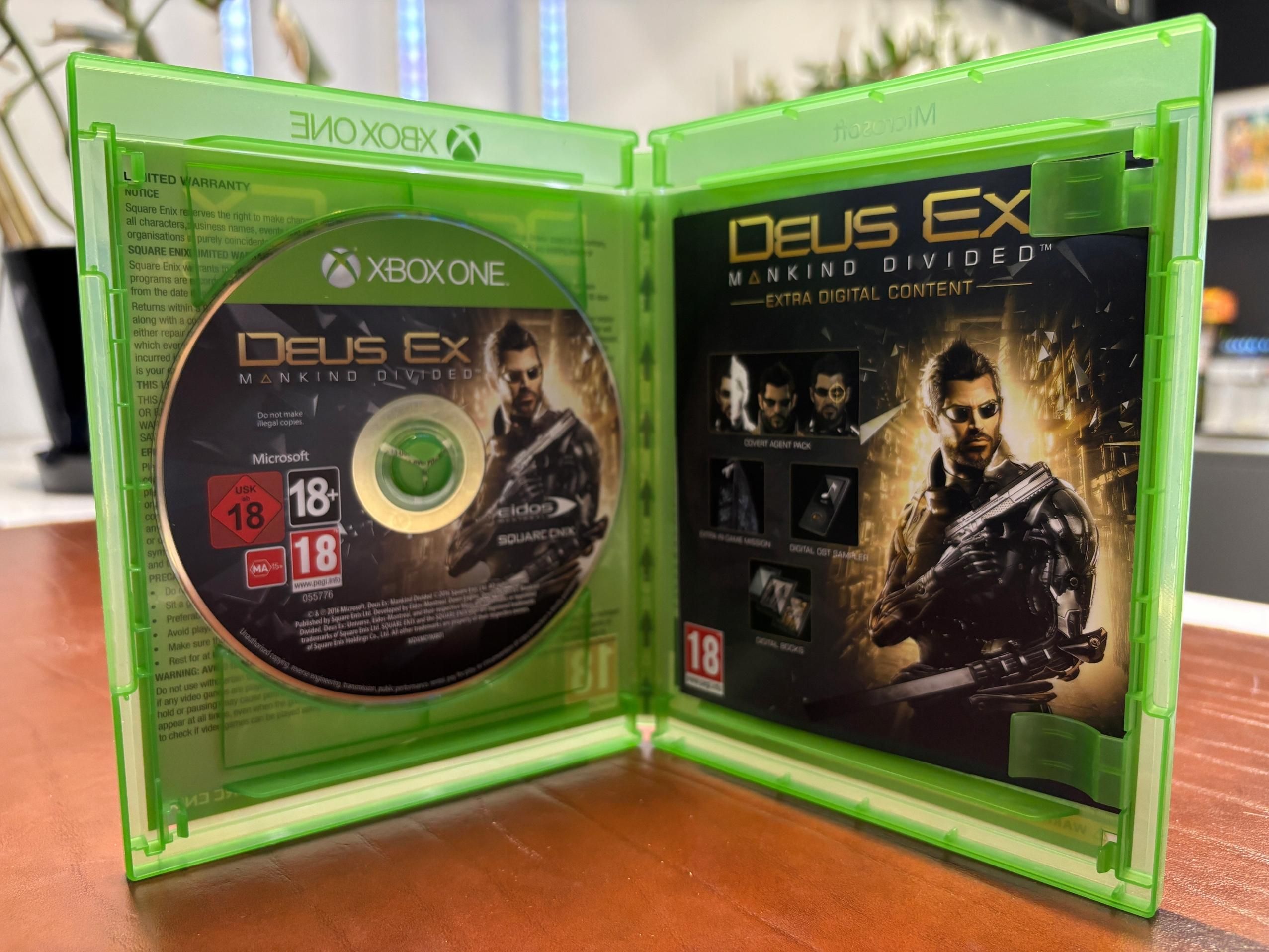 Xbox One Deus Ex Mankind Divided Day One Edition