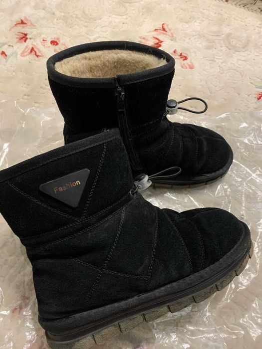 Зимові сапожки / чобітки для дівчинки 33 розмір 23.5 см довжина