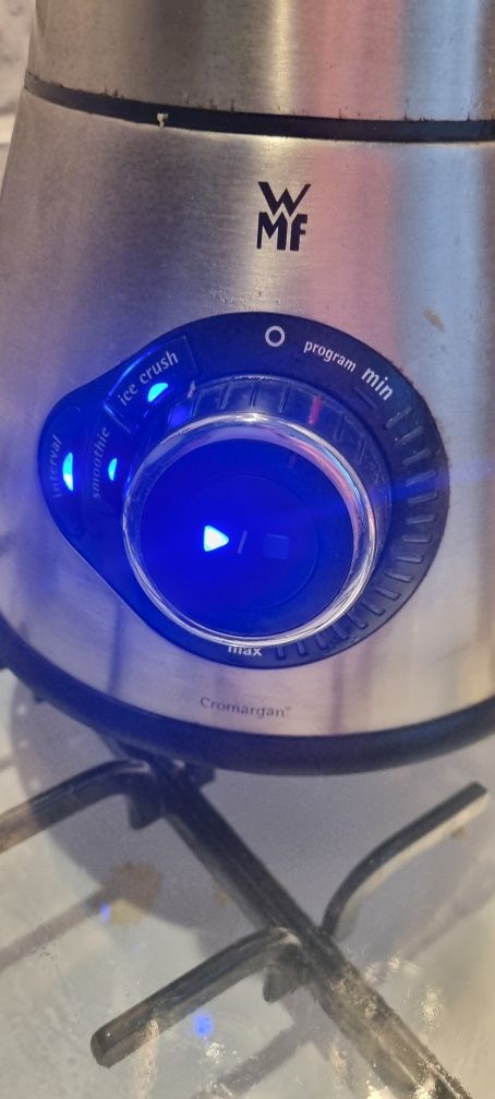 BLENDER Kielichowy z kruszarka WMF 1400W