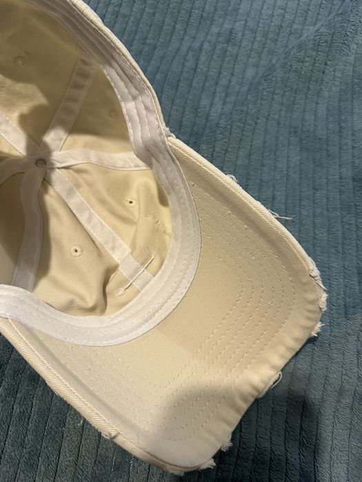 Кепка Diesel молочная