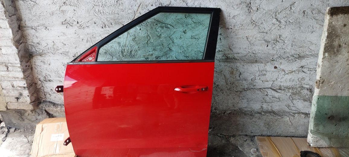 Drzwi ssangyong tivoli kolor RAM