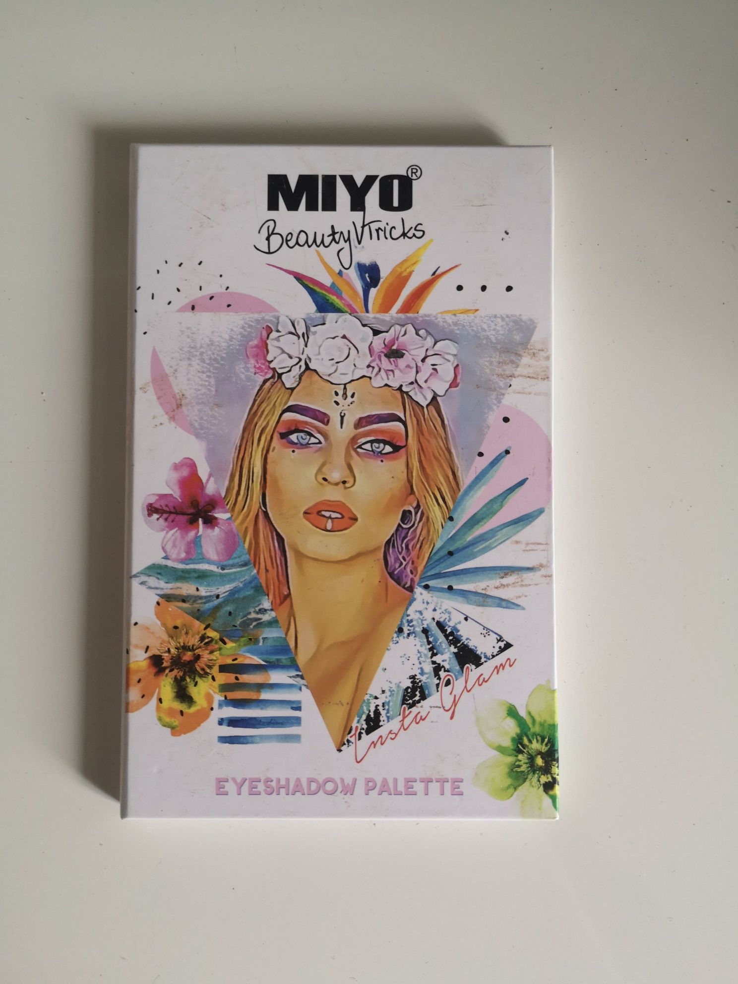 Paleta cieni Miyo x BeautyvTricks Insta Glam