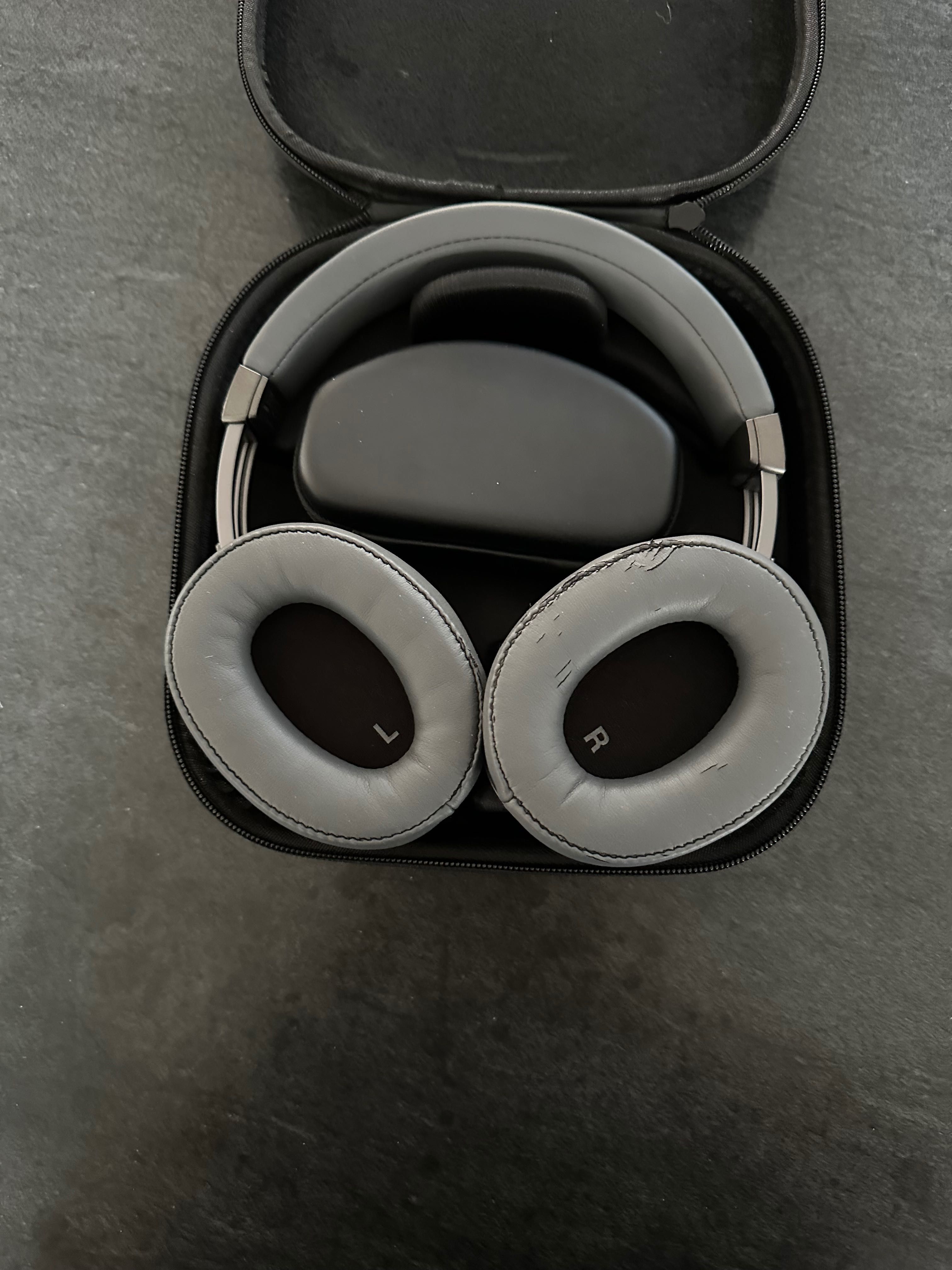 Audio-Technica DSR9BT – słuchawki Bluetooth klasy premium