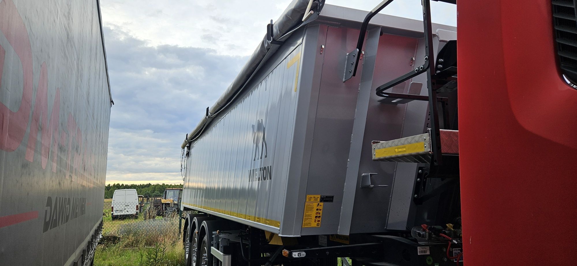 Wywrotka WIELTON 31m3 +Renault Premium