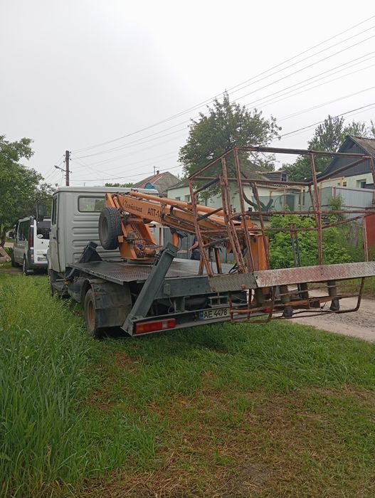 Продам , Обмен Автовышку