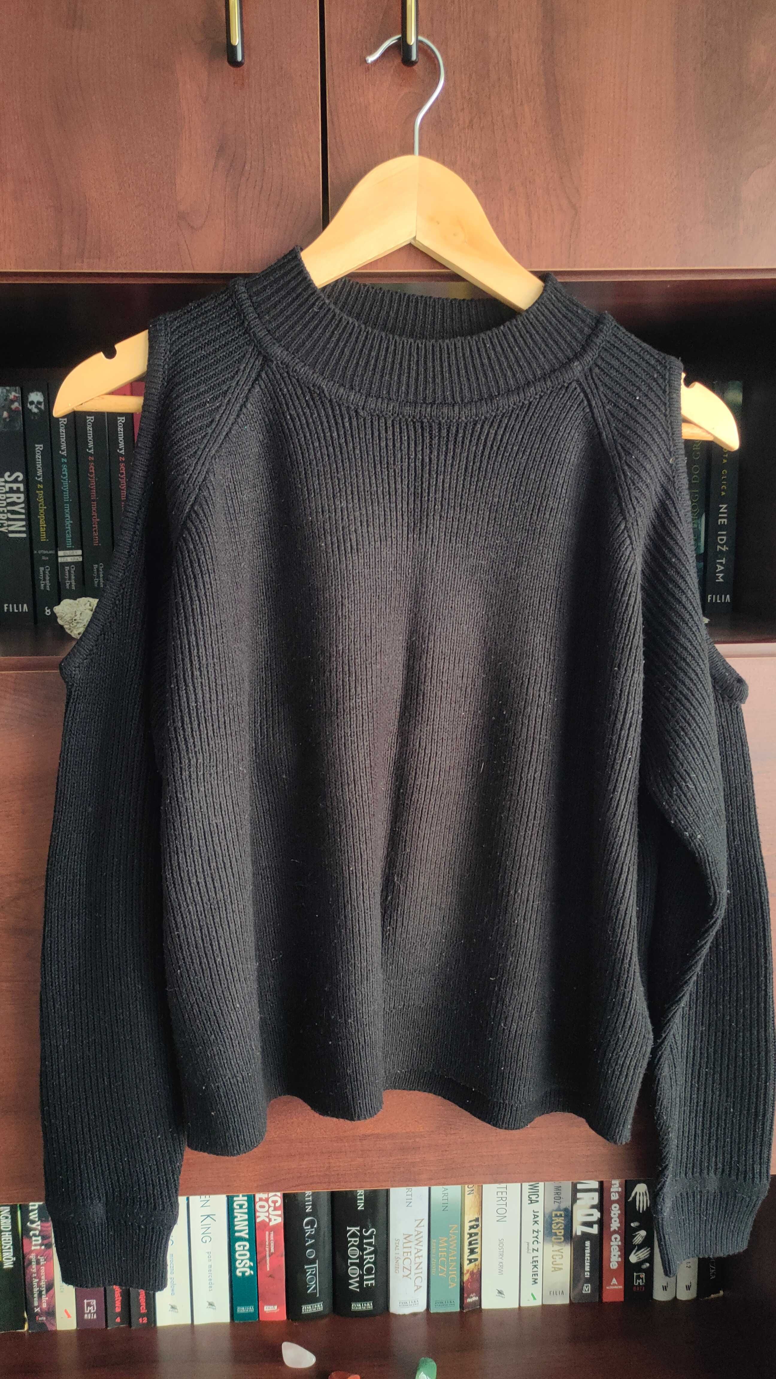 Czarny sweter z odkrytymi ramionami H&M Divided rozmiar M 36 38