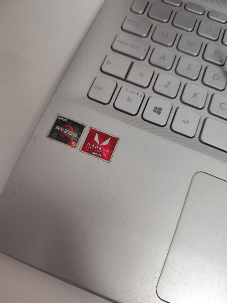 Vendo ASUS i5 para peças