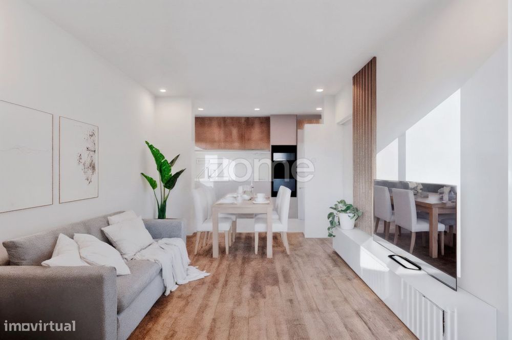 T2 Completamente Renovado No Centro De Paredes