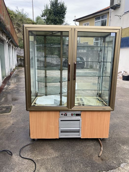 Vitrine refrigerada