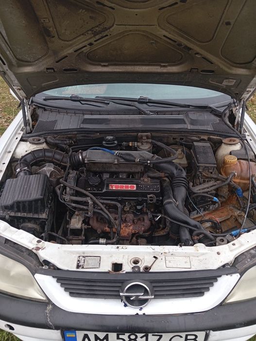 Продам Опель вектра б