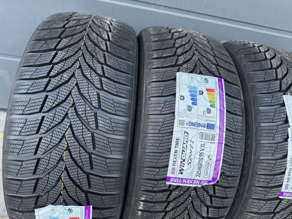 Opony zimowe Nexen Winguard Sport2 225/45R18 225/45/18 nowe komplet