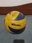 Мяч волейбольний mikasa mva200