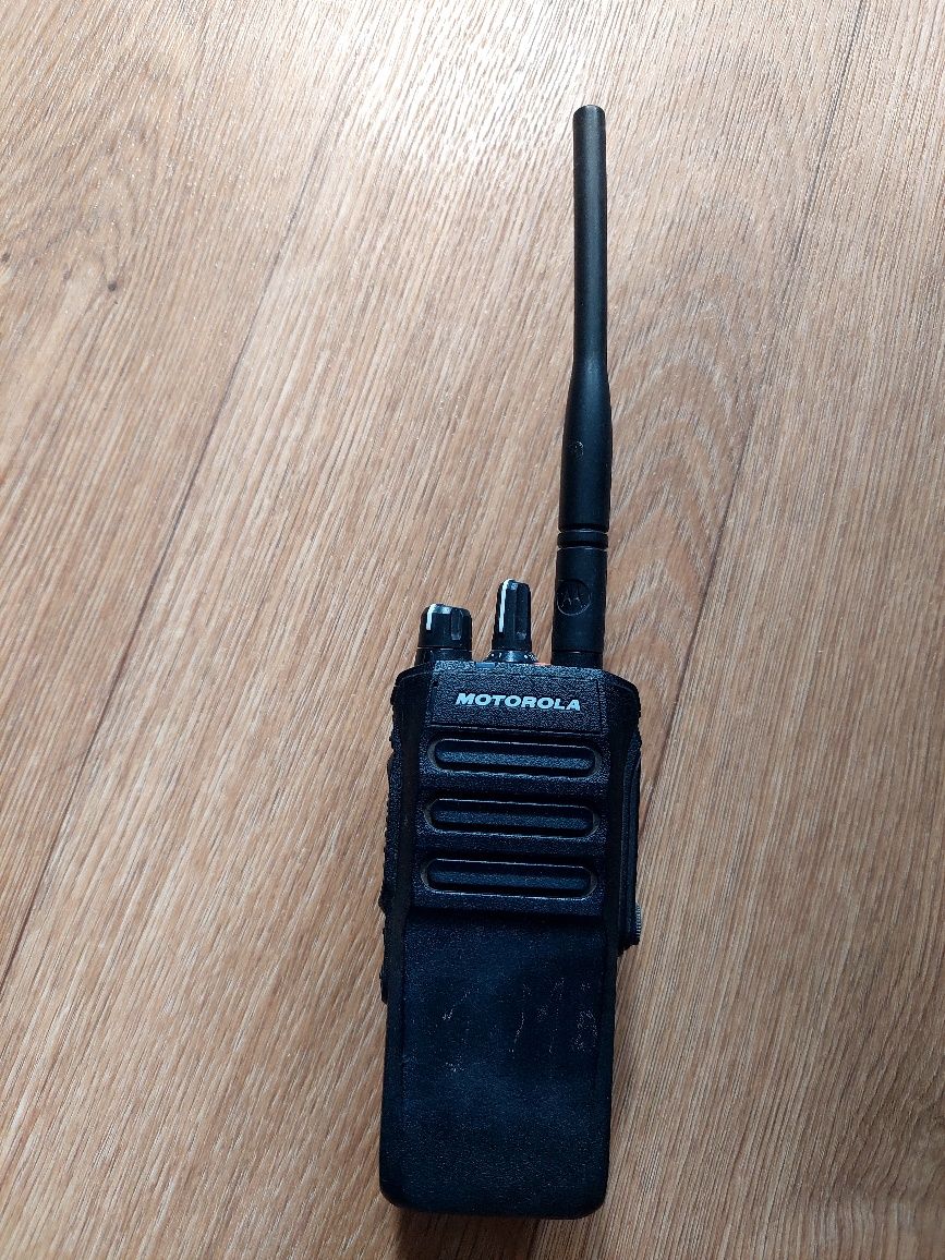 Радіостанція цифрова Motorola  R7a