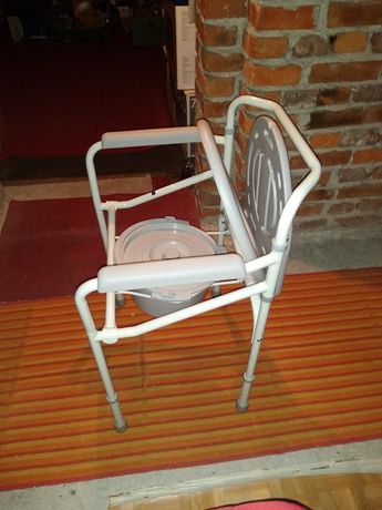 Krzesło toaletowe dla inwalidy