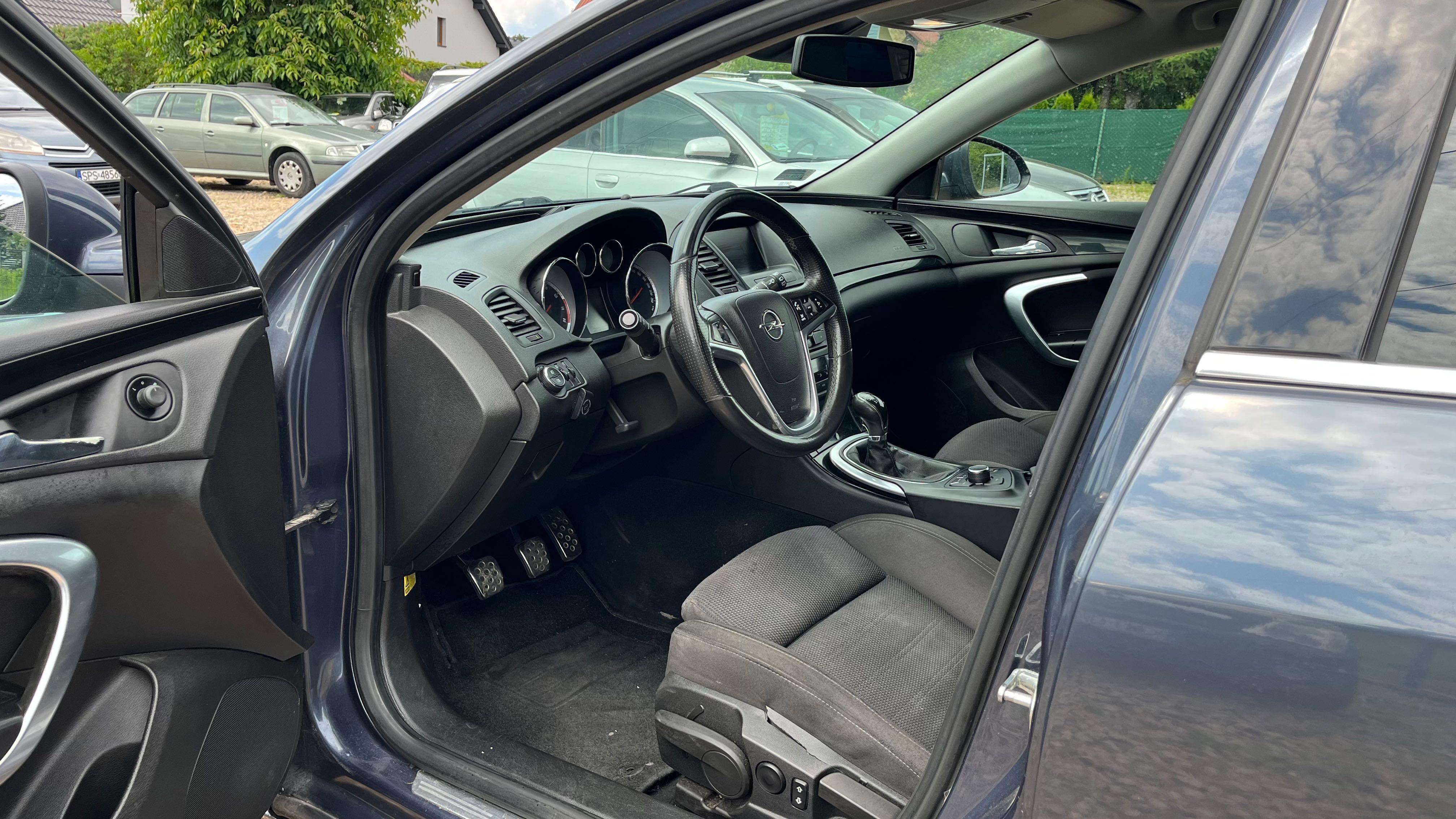 Opel Insignia 1.6 turbo LPG 2009 rok