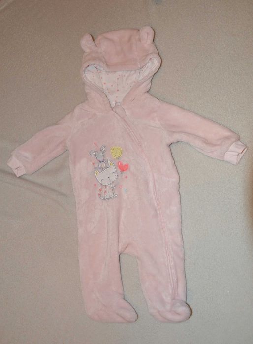 słodki, różowy kombinezon 68/74