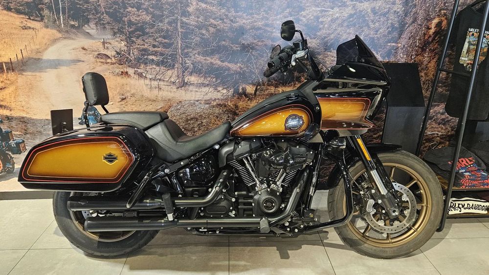 Harley-Davidson Low  Rider ST