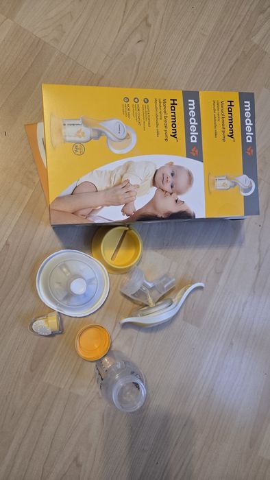 Laktator ręczny Medela Harmony NOWY