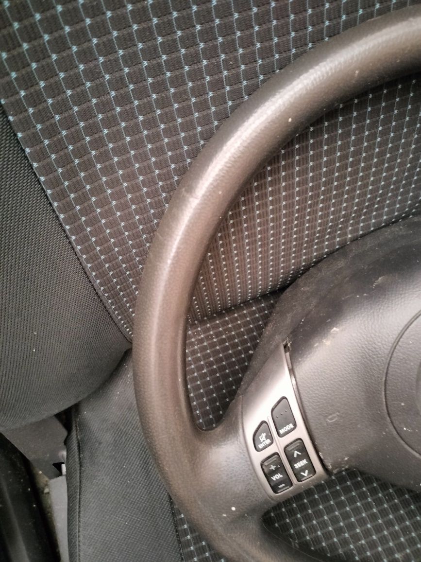 Suzuki Swift 3 MK6 kierownica