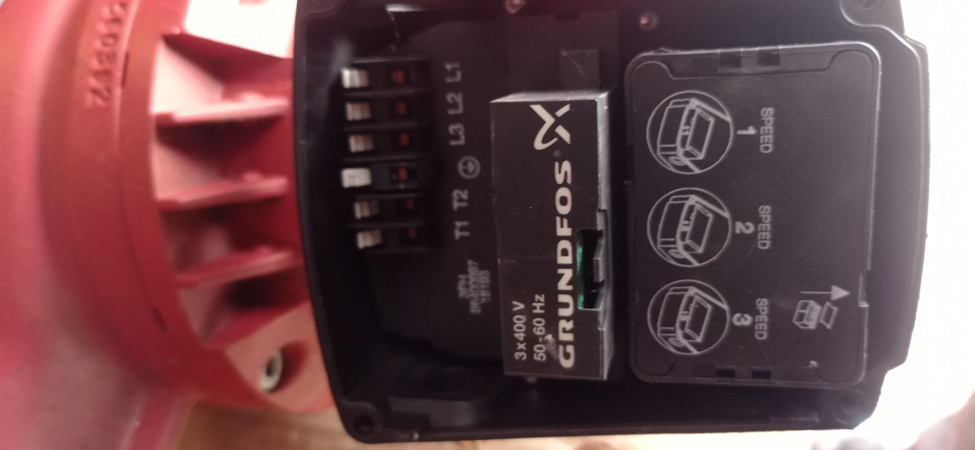 Pompa obiegowa Grundfos UPS 65-180 F340 zasilanie 400V