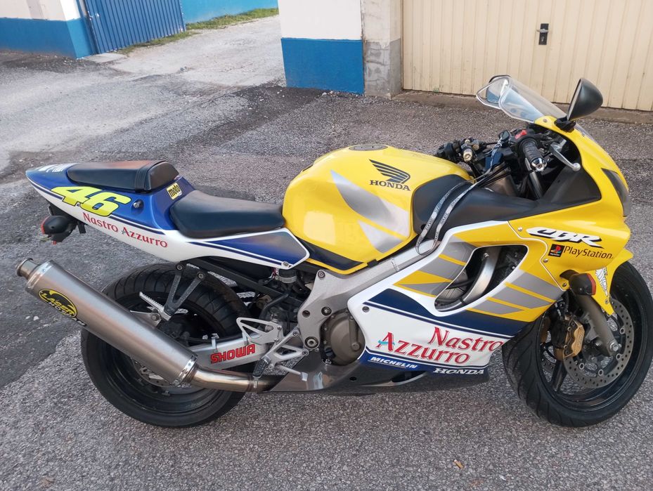Vendo CBR 600F ano 2002 (Valentino Rossi)
