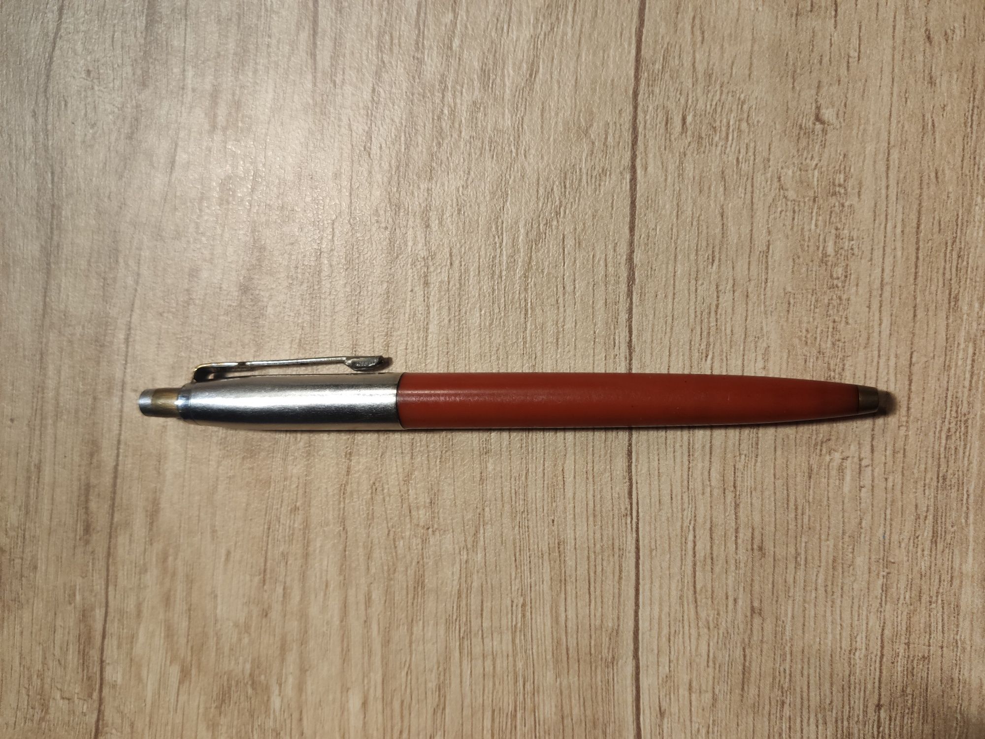 Długopis Parker Jotter czerwony z czasów PRL-u