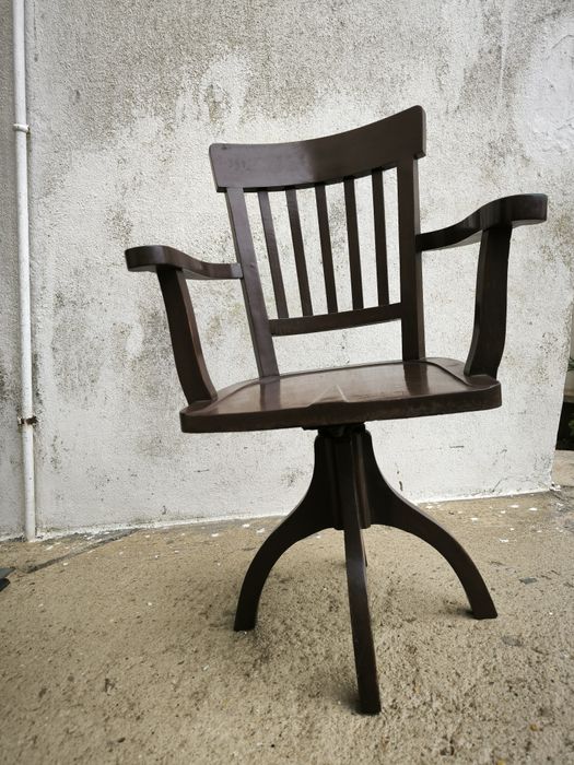 Cadeira Antiga Giratória