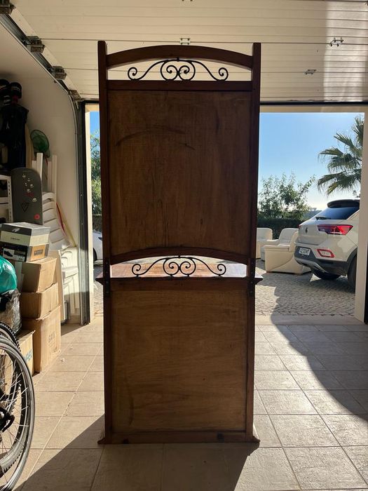 Conjunto cómoda + 2 mesas de cabeçeira + cabeçeira de cama