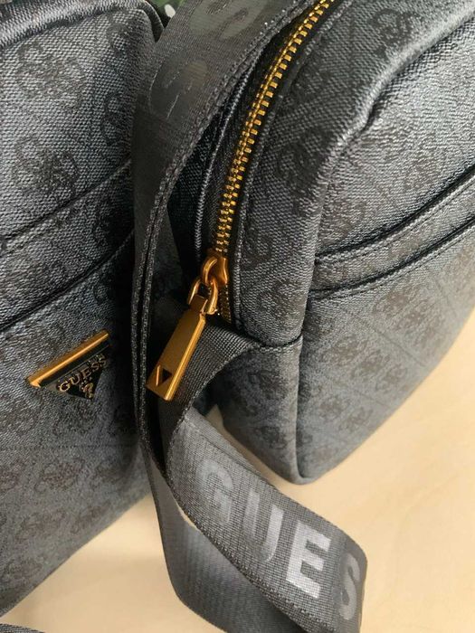 Сумка мужская Guess Сумка Guess чоловіча Сумка ГЕС Розмір 23*20*6см